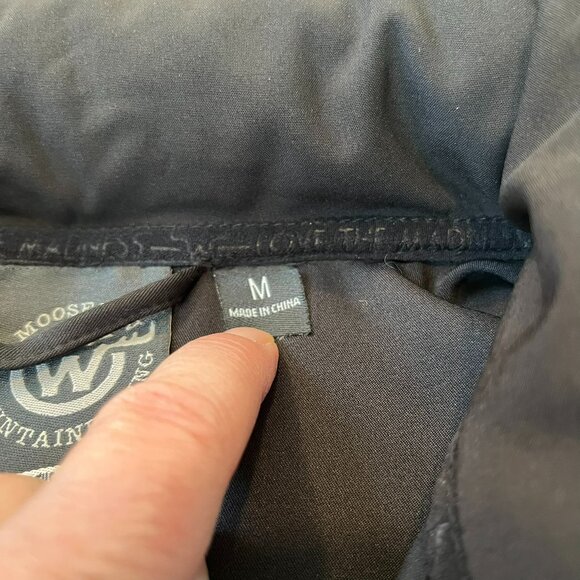 Moosejaw Men's Softshell Jacket with Stowaway Hood, Black, Medium - Picture 6 of 15